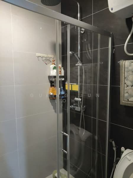 Condominium for Sale at Amberside @ Country Garden Danga Bay - Guang Jun Loh - Bathroom - PropertyGuru.com.my