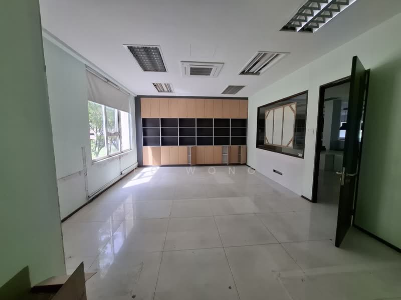 Shop / Office for Rent in Taman Wangsa Permai (Kepong) - FC Wong - Interior - PropertyGuru.com.my