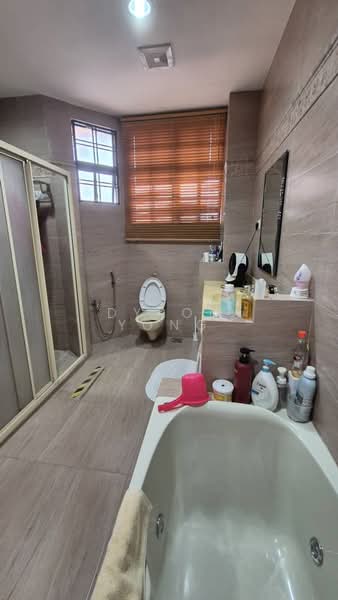 Rumah Berkembar untuk Dijual di Cheras (Selangor) - Dyron Yong - Bathroom - PropertyGuru.com.my