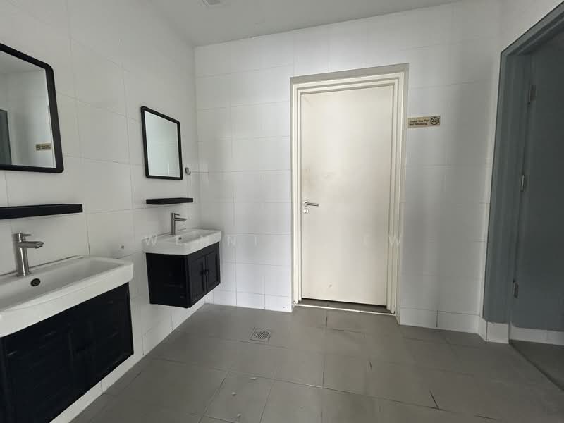 Shop / Office for Rent in Bandar Sri Damansara (Selangor) - Wennie Liew - Bathroom - PropertyGuru.com.my