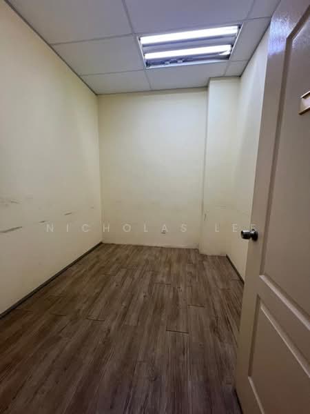 Shop for Sale in Taman Jubilee (Ipoh) - Nicholas Lee - Interior - PropertyGuru.com.my