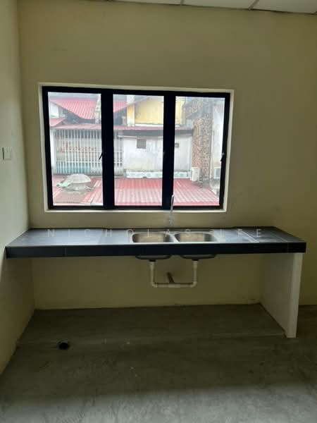 Shop for Sale in Taman Jubilee (Ipoh) - Nicholas Lee - Kitchen - PropertyGuru.com.my