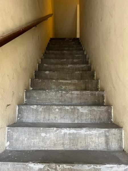 Shop for Sale in Taman Jubilee (Ipoh) - Nicholas Lee - Corridor - PropertyGuru.com.my
