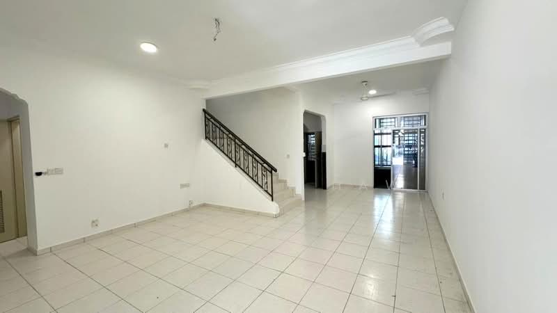 Rumah Teres 2 Tingkat untuk Dijual di Taman Nusa Idaman (Iskandar Puteri (Nusajaya)) - Shirley Haw - Living Room - PropertyGuru.com.my