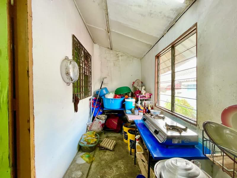 Rumah Teres 1 Tingkat untuk Dijual di Taman Cheras Perdana (Cheras) - Sabirin Ahmad - Kitchen - PropertyGuru.com.my