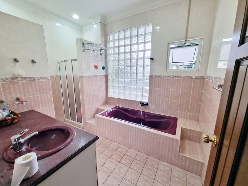 Bungalow House untuk Dijual di Bukit Rimau (Shah Alam) - Allen Ang - Bathroom - PropertyGuru.com.my