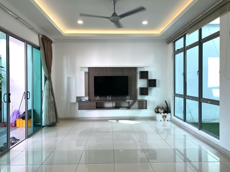 2-storey Terraced House for Sale in Cyberjaya (Selangor) - Luqman Ramli - Living Room - PropertyGuru.com.my