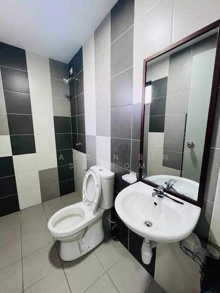 Service Residence for Sale at Residensi Mutiara Kajang 2 - Fauzan bin Sahrom - Bathroom - PropertyGuru.com.my
