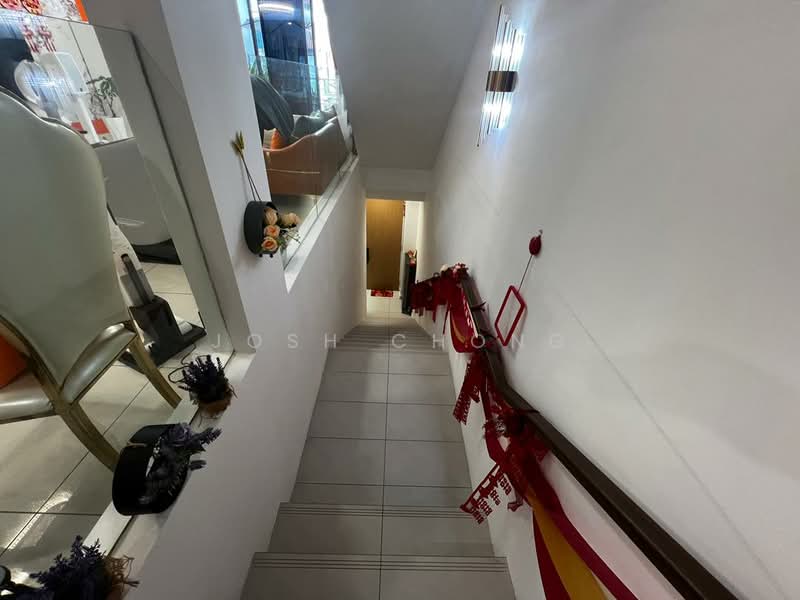 Rumah Teres 3 Tingkat untuk Dijual di BANDAR PUCHONG JAYA (Puchong) - Josh Chong - Corridor - PropertyGuru.com.my