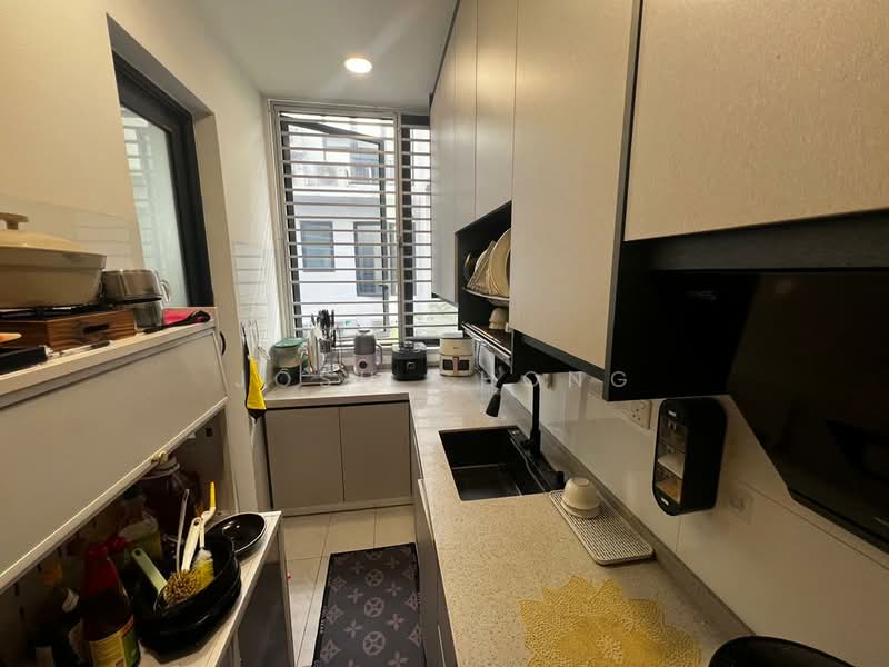 Rumah Teres 3 Tingkat untuk Dijual di BANDAR PUCHONG JAYA (Puchong) - Josh Chong - Kitchen - PropertyGuru.com.my