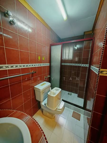 Rumah Teres 2 Tingkat untuk Dijual di Bandar Menjalara (Kuala Lumpur) - Jercy Tan - Bathroom - PropertyGuru.com.my