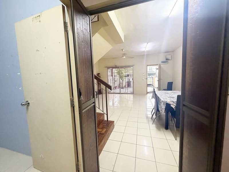 2-storey Terraced House for Sale in Setia Indah (Setia Alam) - Hailey Ho - Living Room - PropertyGuru.com.my