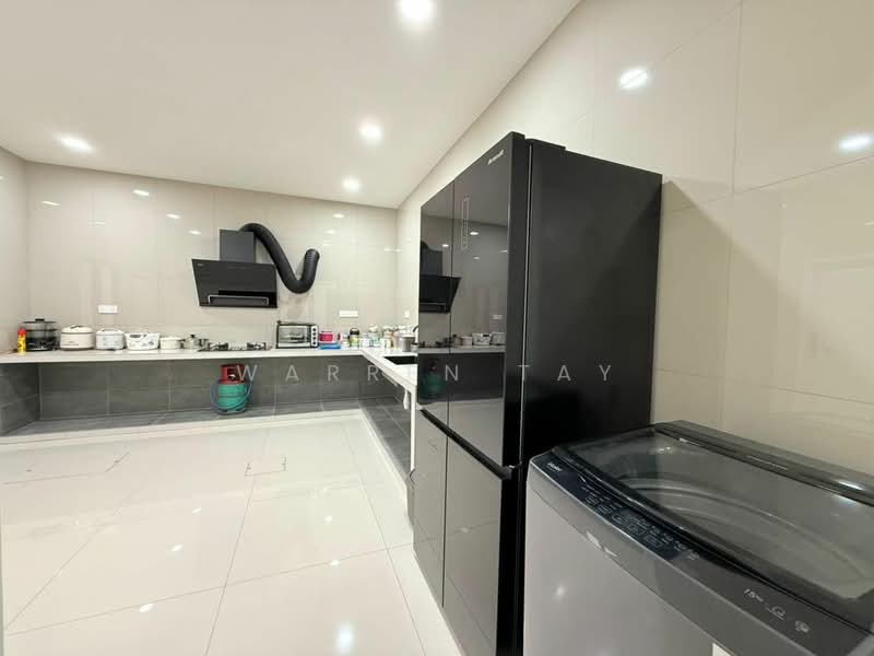 Rumah Kluster untuk Disewa di Skudai (Johor) - Warren Tay - Kitchen - PropertyGuru.com.my