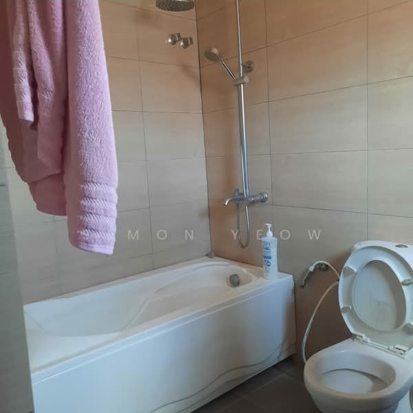 2-storey Terraced House for Sale in Bandar Putra Permai (Seri Kembangan) - Simon Yeow - Bathroom - PropertyGuru.com.my