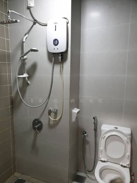 Kondominium untuk Disewa di PARC Regency (Residensi Masai) - Eric Wong - Bathroom - PropertyGuru.com.my