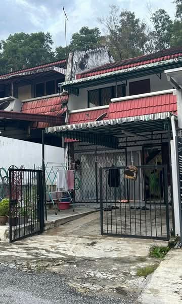 Rumah Teres 2 Tingkat untuk Dijual di Batu Caves (Selangor) - Michelle Tan - Exterior - PropertyGuru.com.my