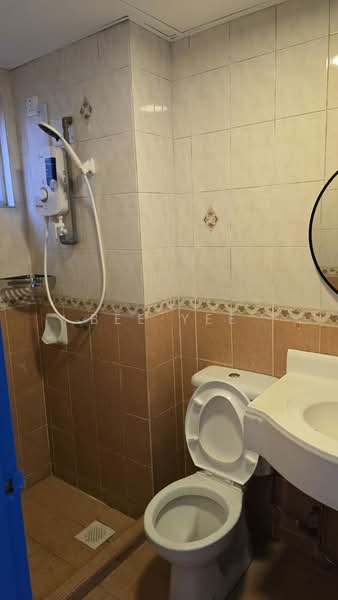 Kondominium untuk Disewa di Ketumbar Hill - Bee Yee - Bathroom - PropertyGuru.com.my