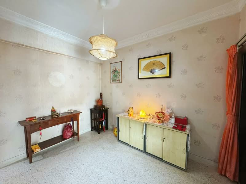 2-storey Terraced House for Sale in Taman Bukit Tiram (Ulu Tiram) - Daniel Yong - Living Room - PropertyGuru.com.my