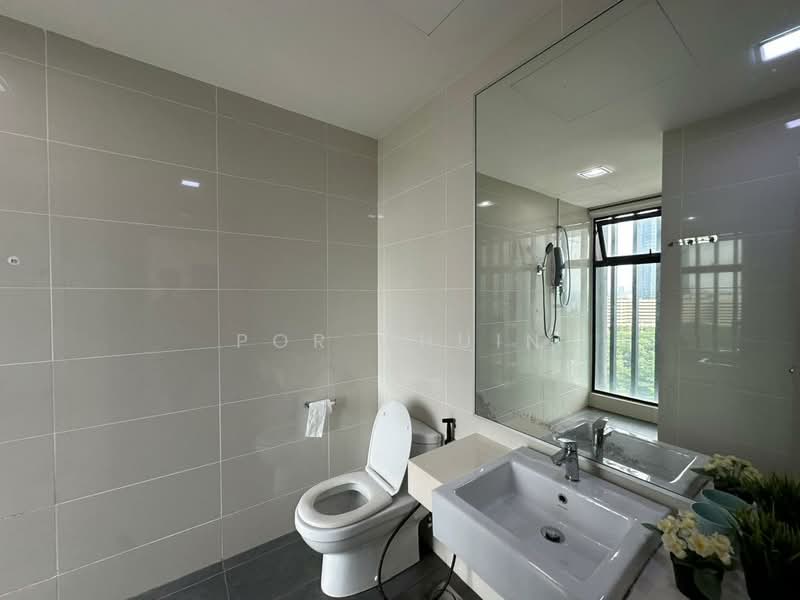 Service Residence for Rent at Southkey Mosaic - Por Chuin - Bathroom - PropertyGuru.com.my