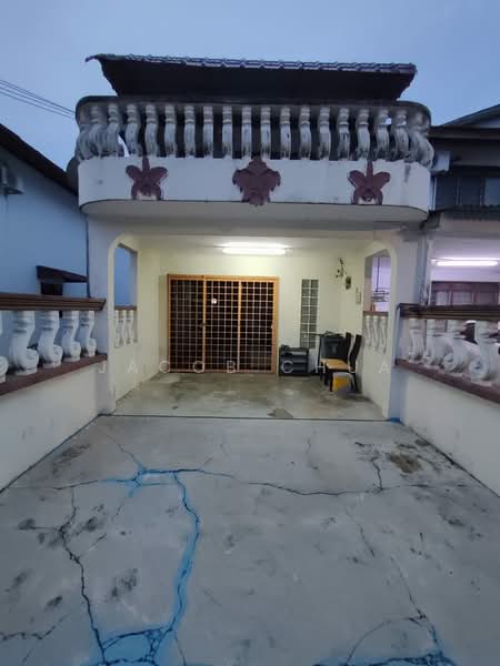 2-storey Terraced House for Sale in Taman Anggerik (Tampoi) - Jacob Chua - Exterior - PropertyGuru.com.my