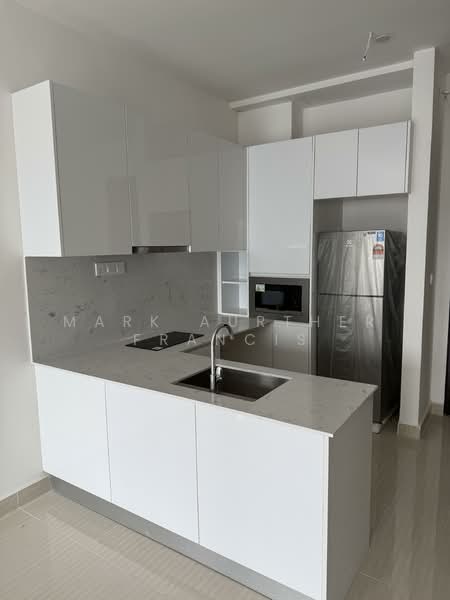 Kediaman Servis untuk Dijual di Hampton Damansara - Mark Aurther Francis - Kitchen - PropertyGuru.com.my