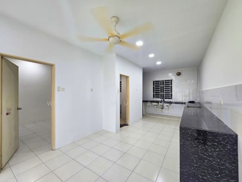 Rumah Teres 2.5 Tingkat untuk Dijual di Sungai Buloh (Selangor) - WATIE MUHAMAD - Kitchen - PropertyGuru.com.my