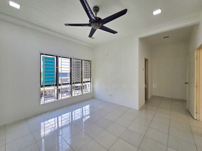 Rumah Teres 2.5 Tingkat untuk Dijual di Sungai Buloh (Selangor) - WATIE MUHAMAD - Living Room - PropertyGuru.com.my