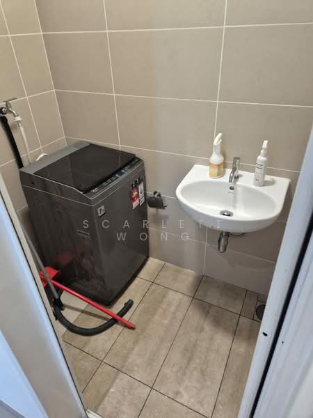 Condominium for Rent at Sky Condominium (Skyz Residence) - Scarlett Wong - Bathroom - PropertyGuru.com.my