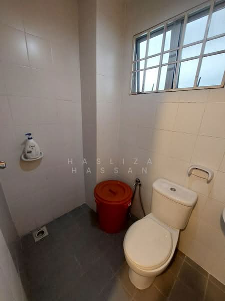 Kondominium untuk Dijual di Kristal Heights - Hasliza Hassan - Bathroom - PropertyGuru.com.my