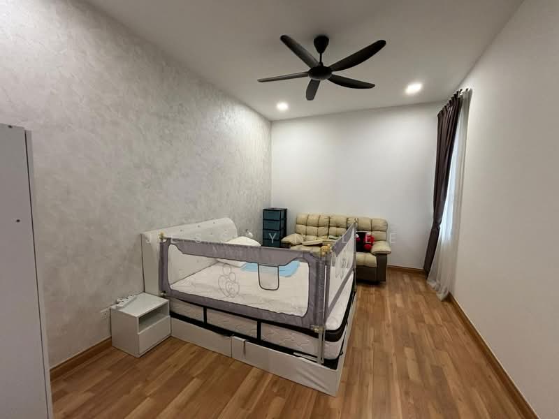 Semi-Detached House for Sale in Eco Majestic (Semenyih) - Jesslyn Lee - Bedroom - PropertyGuru.com.my