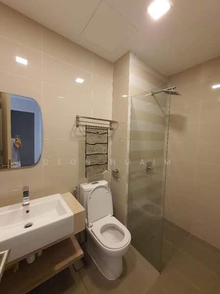 Service Residence for Sale at South View - Deon Ngaim - Bathroom - PropertyGuru.com.my