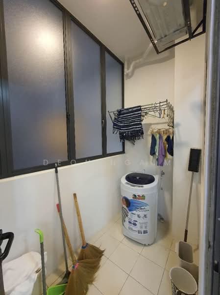 Service Residence for Sale at South View - Deon Ngaim - Interior - PropertyGuru.com.my