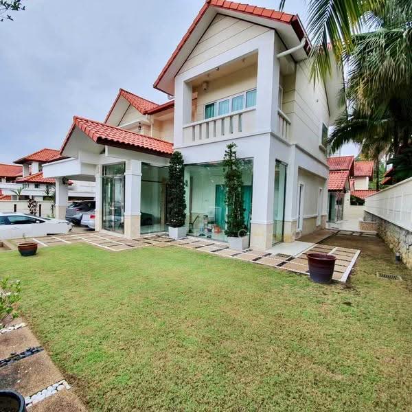 Bungalow House for Sale in Green Haven (Petaling Jaya) - Olive Cho - Exterior - PropertyGuru.com.my