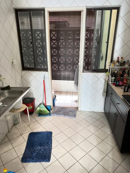 Kondominium untuk Dijual di Armanee - Ken Lai - Kitchen - PropertyGuru.com.my