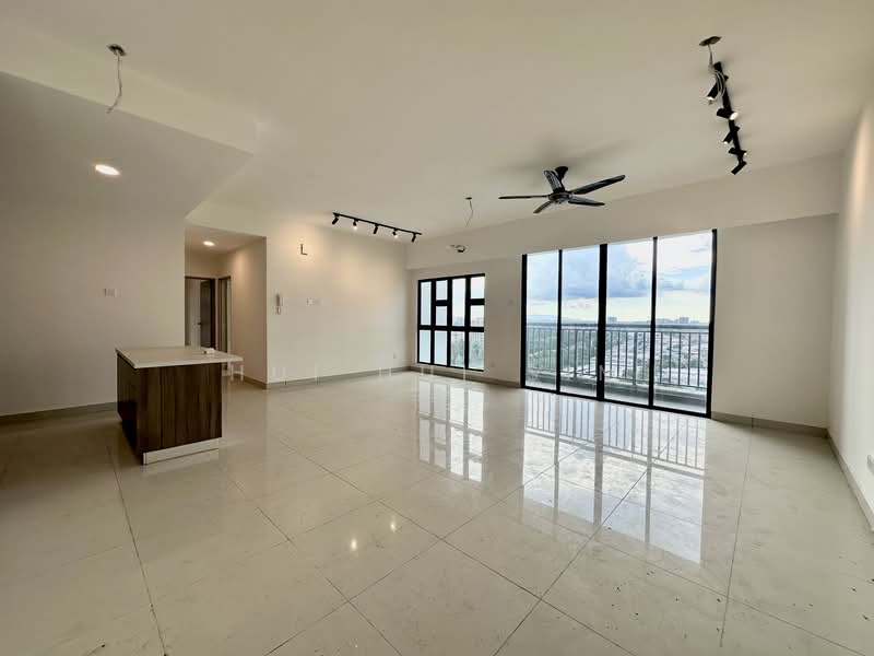 Servis Apartment untuk Dijual di G Residence - Hui Hui Sim - Living Room - PropertyGuru.com.my