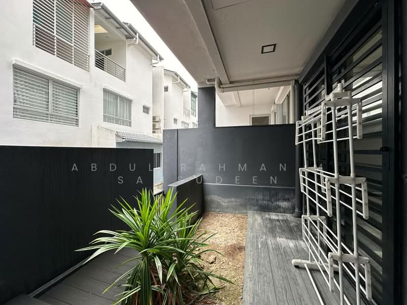 Rumah Teres 3 Tingkat untuk Disewa di Kajang (Selangor) - Abdul Rahman M Samsudeen - Exterior - PropertyGuru.com.my