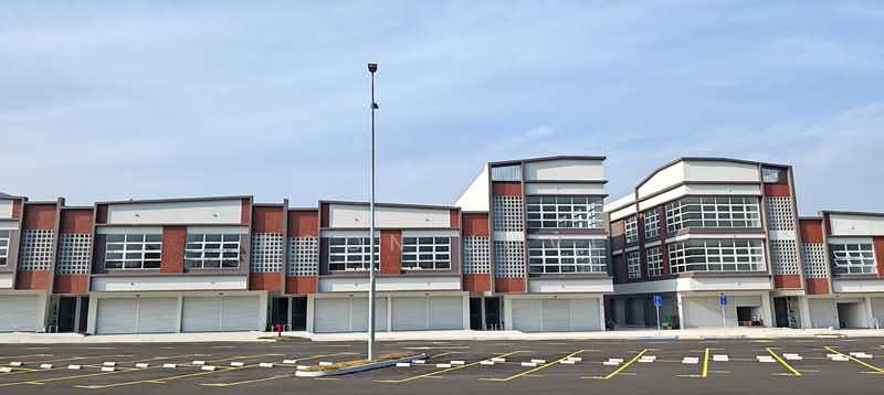 Kedai / Pejabat untuk Disewa di Shah Alam (Selangor) - Poon Jovi - Call 012 382 6960  - PropertyGuru.com.my