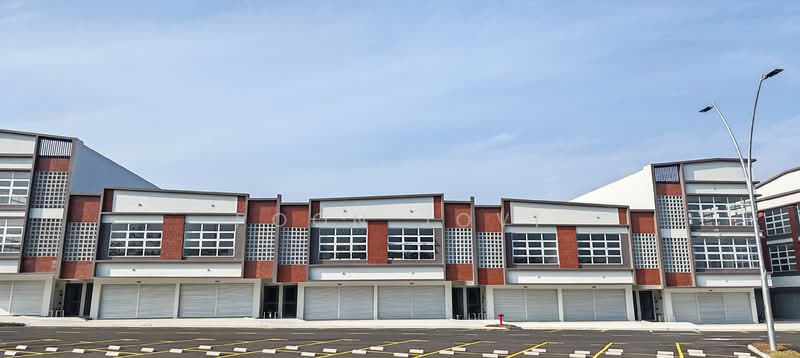 Kedai / Pejabat untuk Disewa di Shah Alam (Selangor) - Poon Jovi - Call 012 382 6960  - PropertyGuru.com.my