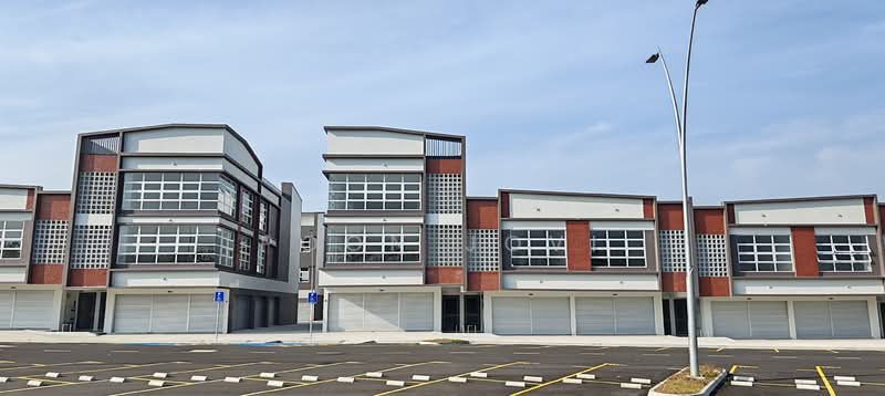 Kedai / Pejabat untuk Disewa di Shah Alam (Selangor) - Poon Jovi - Call 012 382 6960  - PropertyGuru.com.my