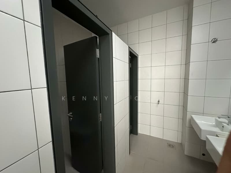 Factory for Sale in Taman Meru Selatan (Klang) - Kenny Voon - Bathroom - PropertyGuru.com.my