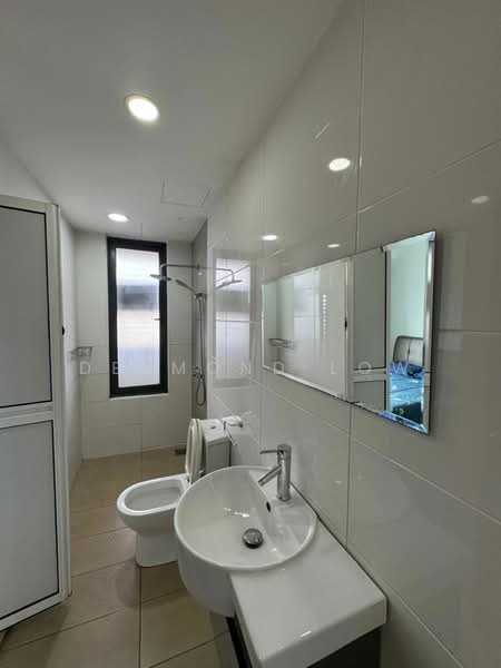 Service Residence for Rent at SkyVille 8 @ Benteng 8 - Desmond Low - Bathroom - PropertyGuru.com.my
