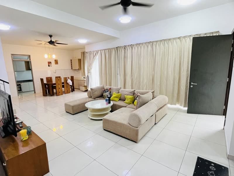 Cluster House for Rent in Horizon Hills (Iskandar Puteri (Nusajaya)) - Alice Chia - Living Room - PropertyGuru.com.my