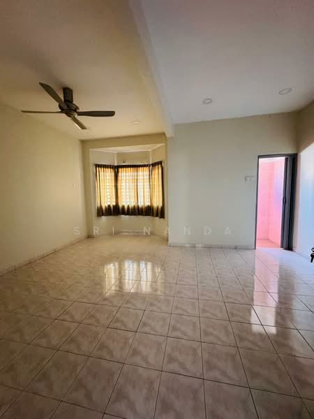 Rumah Teres 2 Tingkat untuk Dijual di Taman Sentosa (Klang) - Sri Nanda - Living Room - PropertyGuru.com.my