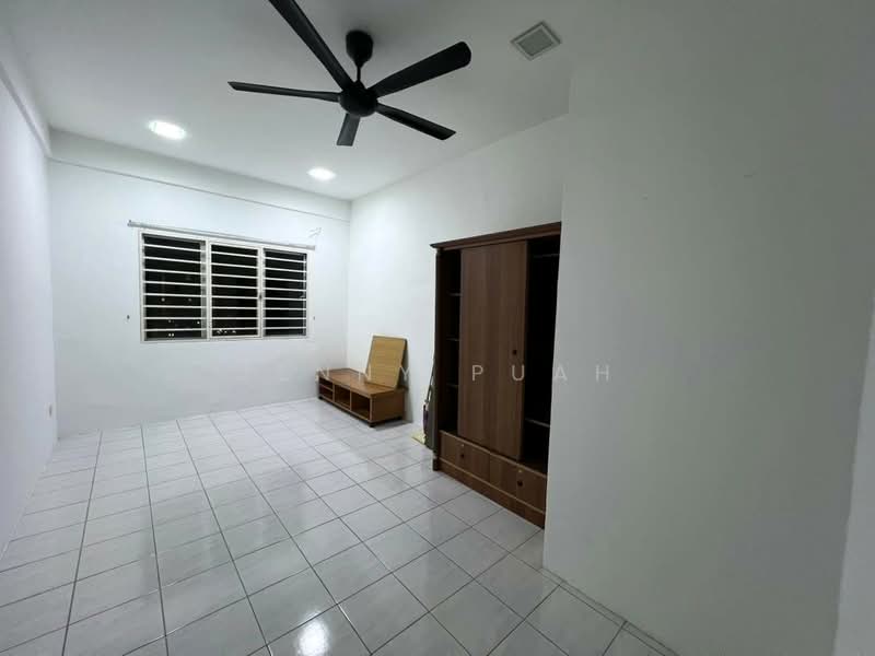 Apartment for Rent at Suria Damansara - Jenny Puah - Living Room - PropertyGuru.com.my