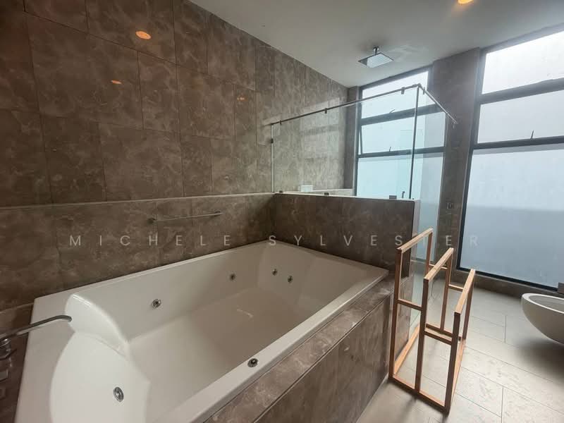 Rumah Banglo untuk Disewa di Iskandar Puteri (Nusajaya) (Johor) - Michele Sylvester - Bathroom - PropertyGuru.com.my