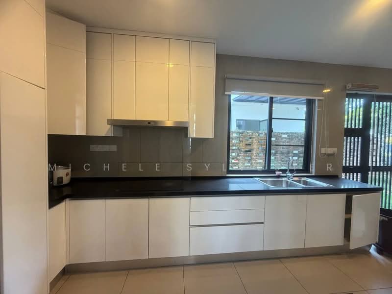 Rumah Banglo untuk Disewa di Iskandar Puteri (Nusajaya) (Johor) - Michele Sylvester - Kitchen - PropertyGuru.com.my