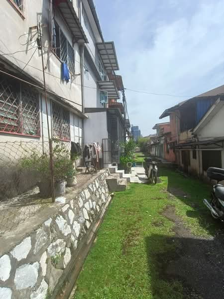 1.5-storey Terraced House for Sale in Taman Taynton View (Cheras) - JJ Ooi - Exterior - PropertyGuru.com.my