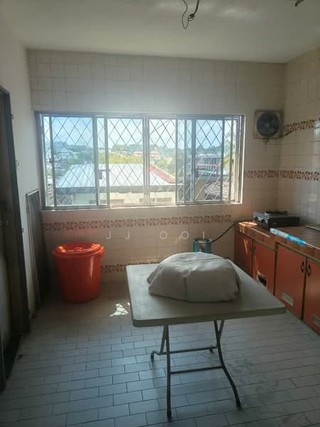 1.5-storey Terraced House for Sale in Taman Taynton View (Cheras) - JJ Ooi - Kitchen - PropertyGuru.com.my