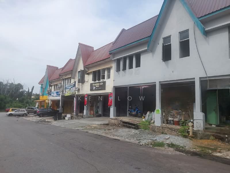 Shop for Rent in Taman Kajang Utama (Kajang) - Ken Low - Exterior - PropertyGuru.com.my
