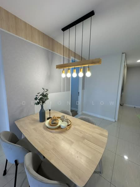 Servis Apartment untuk Disewa di The Sentral Suites - Desmond Low - Dining Room - PropertyGuru.com.my